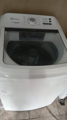 Máquina de lavar Electrolux 17 kg em bom estado de conservação funcionando perfeitamente 