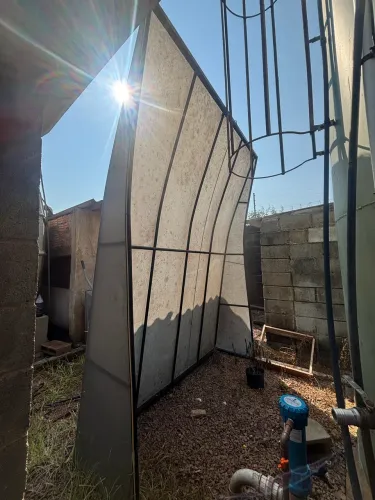 Toldo em excelente estado