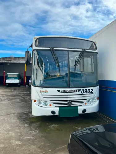 Ônibus coletivo em ótimo estado todo revisado 