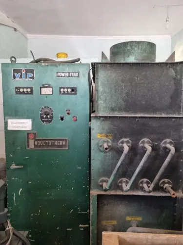 Forno à indução para forja marca Inductotherm