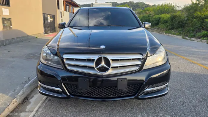 Mercedes-Benz C-200 CGI Avantgarde 1.8 16V 184cv Aut. 2012