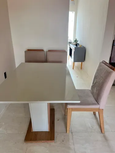 Mesa de Jantar Seminova Com 3 Cadeiras