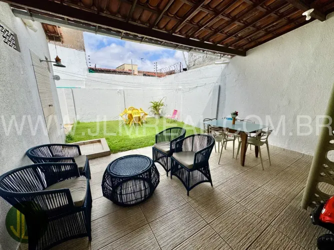 VENDO CASA COM 141m², NO BAIRRO MONTE CASTELO - FORTALEZA - CE