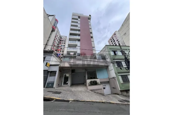 Apartamento no Centro (ao lado da Catedral), 3/4, 132m², móveis planejados e vaga exclusiv
