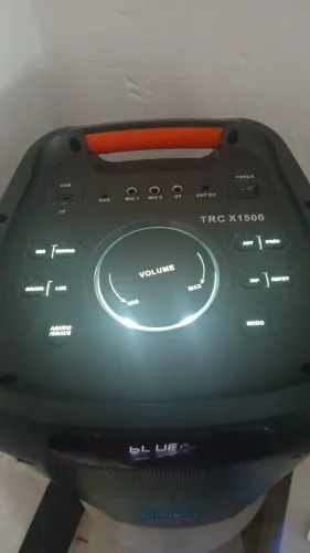 Caixa de som trc 1500w apenas venda voltagem 127v