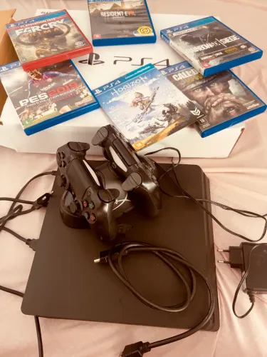PS4 Slim