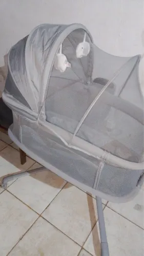 Berço automático com Bluetooth da Maristela baby