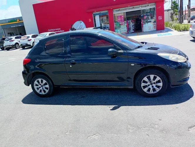 Peugeot 207 XR 1.4 Flex 8V 3P 2012