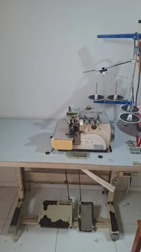Máquina de costurar