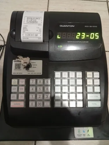 VENDO REGISTRADORA.