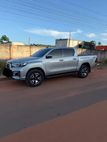 Toyota Hilux CD SRX 4X4 2.8 TDI 16V Diesel Aut. 2020