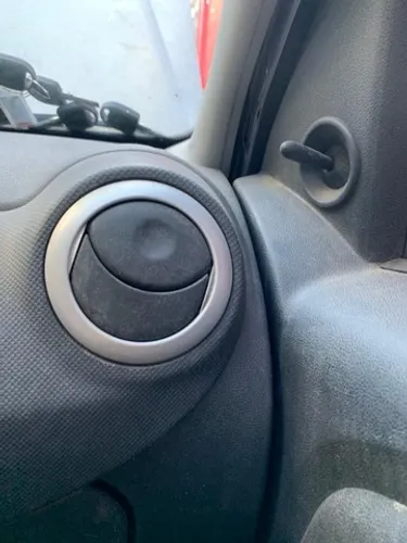 Difusor de ar Direito Renault Logan 2010/2011