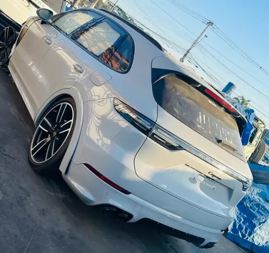 SUCATA PORSCHE CAYENNE HYBRID 2021/2021 GASOLINA/ELÉTRICO