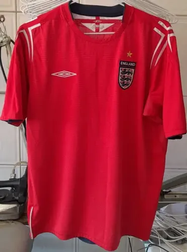 CAMISA SELECAO INGLATERRA UMBRO 2007 VERMELHA FRETE GRATIS