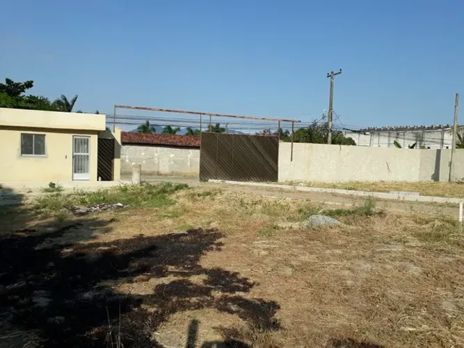 Terreno 10 metros da América 50 mil reais condomínio fechado