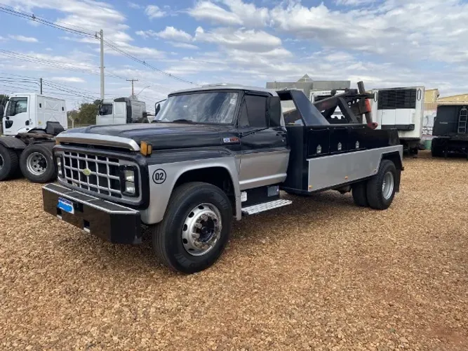 CAMINHAO Ford f700 lanca zero grau / mecanismo operacional 