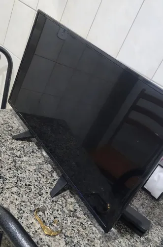 Tv AOC