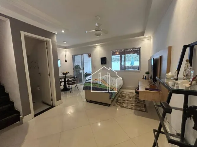 Casa com 3 dormitórios à venda, 150 m² por R$ 850.000,00 - Vila Branca - Jacareí/SP
