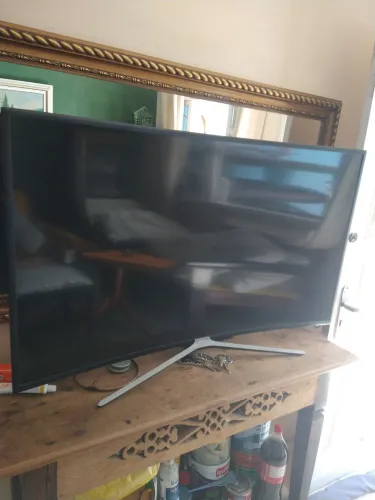 Tv smart 50p curva 