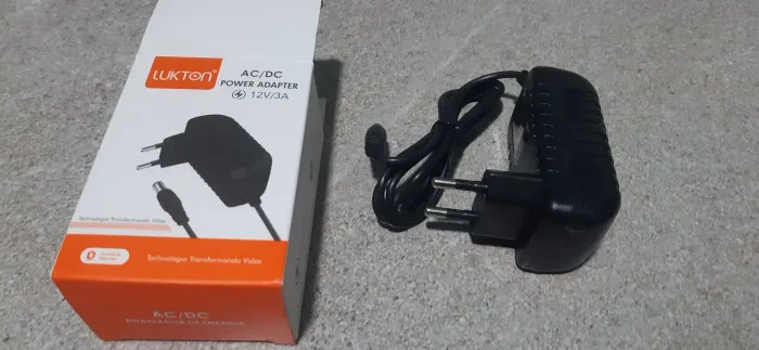 Adaptador AC/DC 12V/3A Lukton fonte