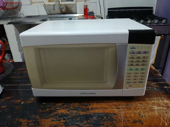Microondas Electrolux 28 litros