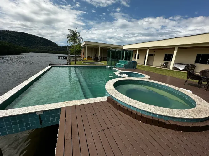 Casa condomínio Girassol dentro do Canal de Bracuí - lancha na porta de casa até 40 pés 