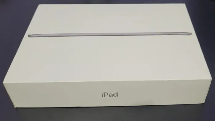 iPad 128 GB 6ª Geração Apple