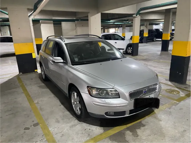 Venda peças volvo V50 2.4 2008 câmbio automático motor portas vidros suspensão NFS 