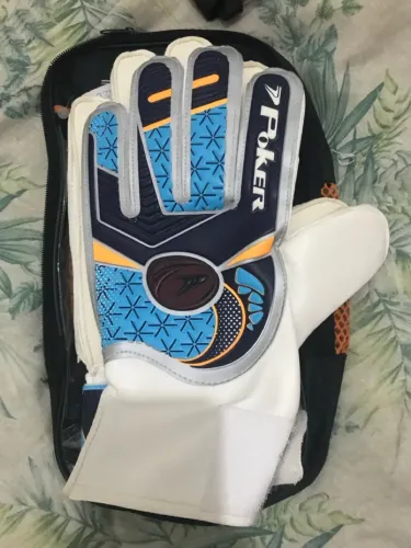 Luvas de goleiro Poker