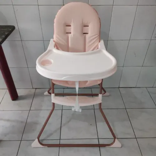 Cadeira de alimentação para bebê
