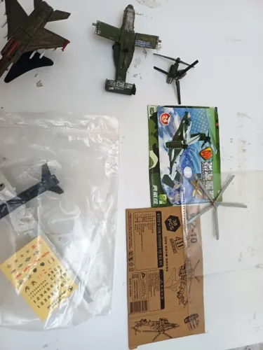 VARIOS AVIÕES NA ESCALA 1:165 MONTADOS