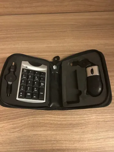 Kit Teclado e Mouse - Novo - Ideal para trabalho e jogos!