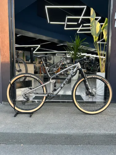 Trek top fuel- 19