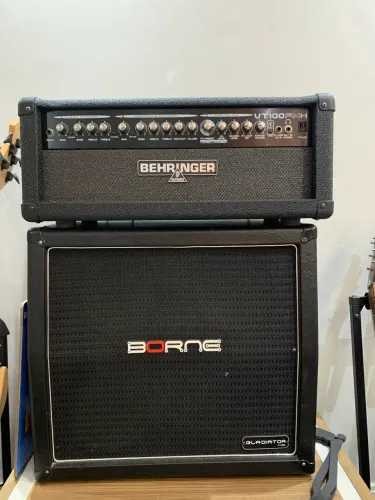 Cabeçote Behringer VT100FXH 100watts