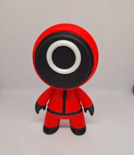 Boneco do Jogo Round 6 - Guarda Vermelho