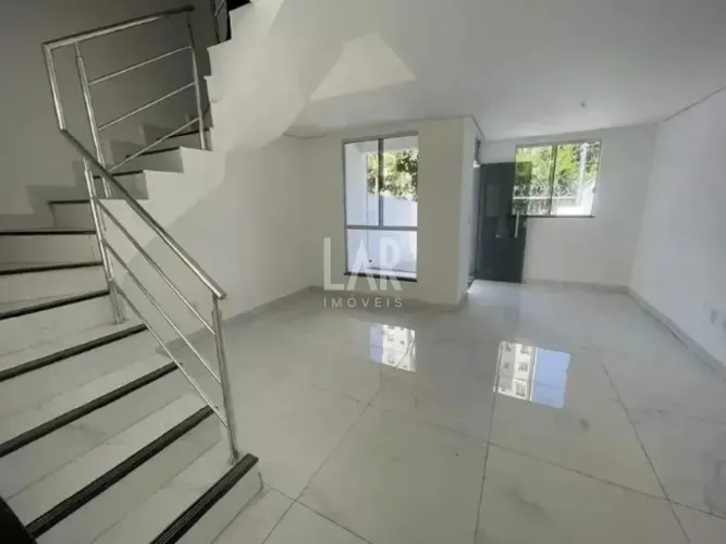 Casa Geminada à venda, 3 quartos, 1 suíte, 1 vaga, Vila Clóris - Belo Horizonte/MG