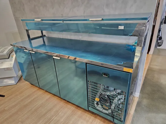 balcão refrigerado de 2m com condimentador