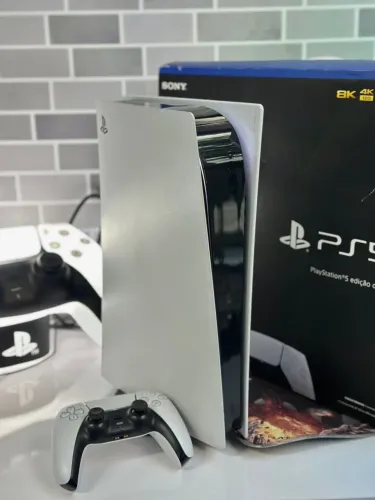 PlayStation 5 Slim Digital 2TB - Sony com 1 controle