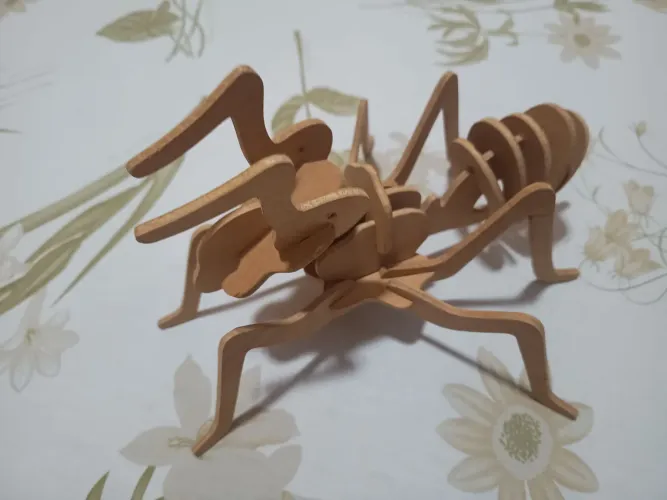 Quebra cabeça 3D formiga