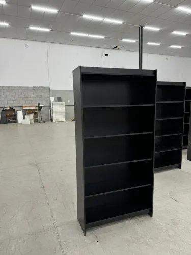 Estante Preta Moderna para Organização MDF