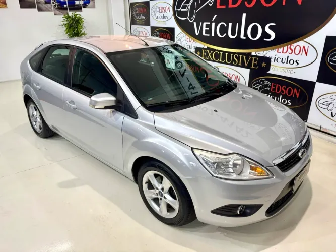 Ford Focus 1.6 S/se/se Plus Flex 8v/16v 5P 2013