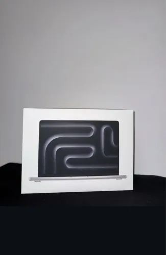 Promoção Macbook Pro M4 Pro 14.2 24GB/512SS