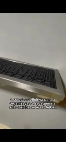 Escorredor de Copos marca Metal Service.