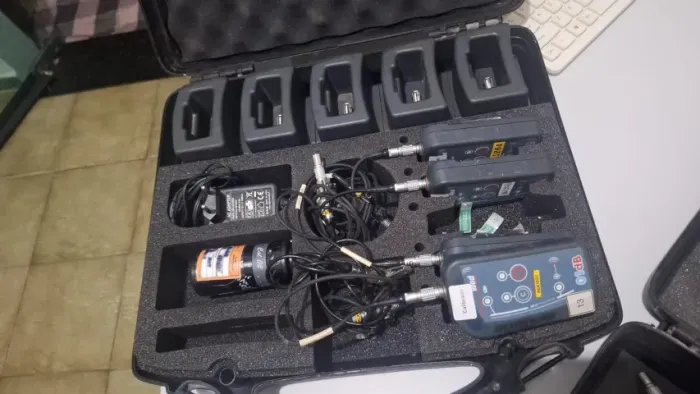 08 DOSIMETROS 01dB WED007 ,03 CALIBRADORES COMPLETOS MARCA 01DB 2 MALETAS