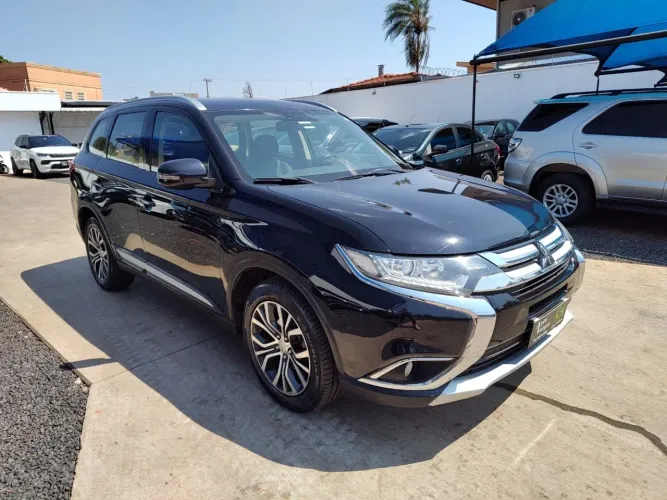 Mitsubishi Outlander 2.0 16V 160cv Aut. 2017