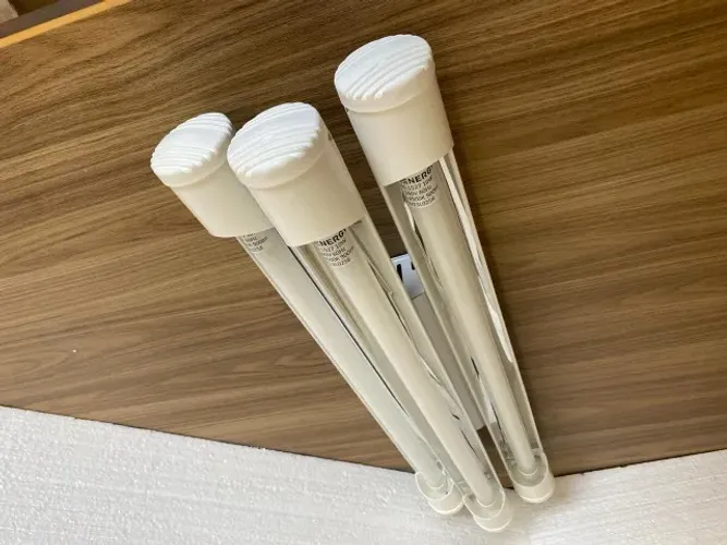 Luminária tripla tubular com lâmpada 6500k 9w