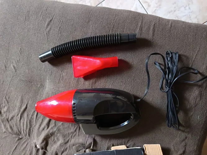 Aspirador de Pó Portátil para Carro