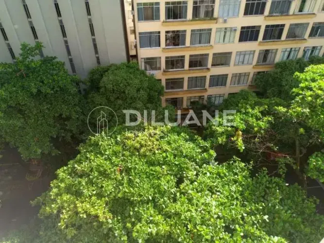 Apartamento : Padrão / Residencial / Copacabana