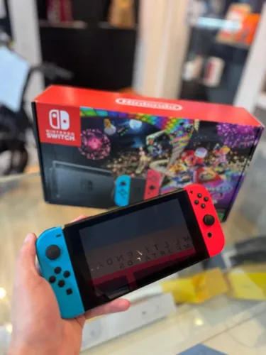 Nintendo Switch V2 Semi Novo com 3 Meses de Garantia na Multivendas Store!