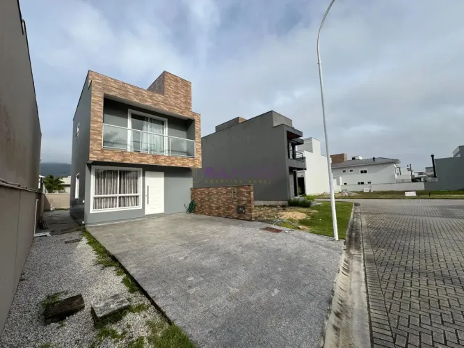 Casa com 2 suítes no Brisas Condomínio Club Aceita Permuta